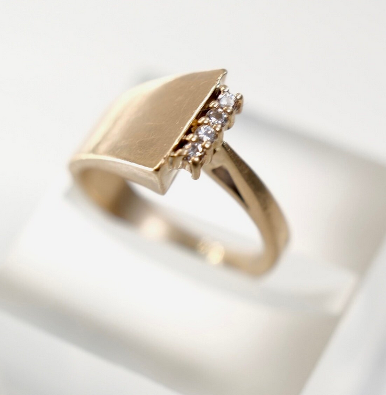 Modernist Diamond Ring