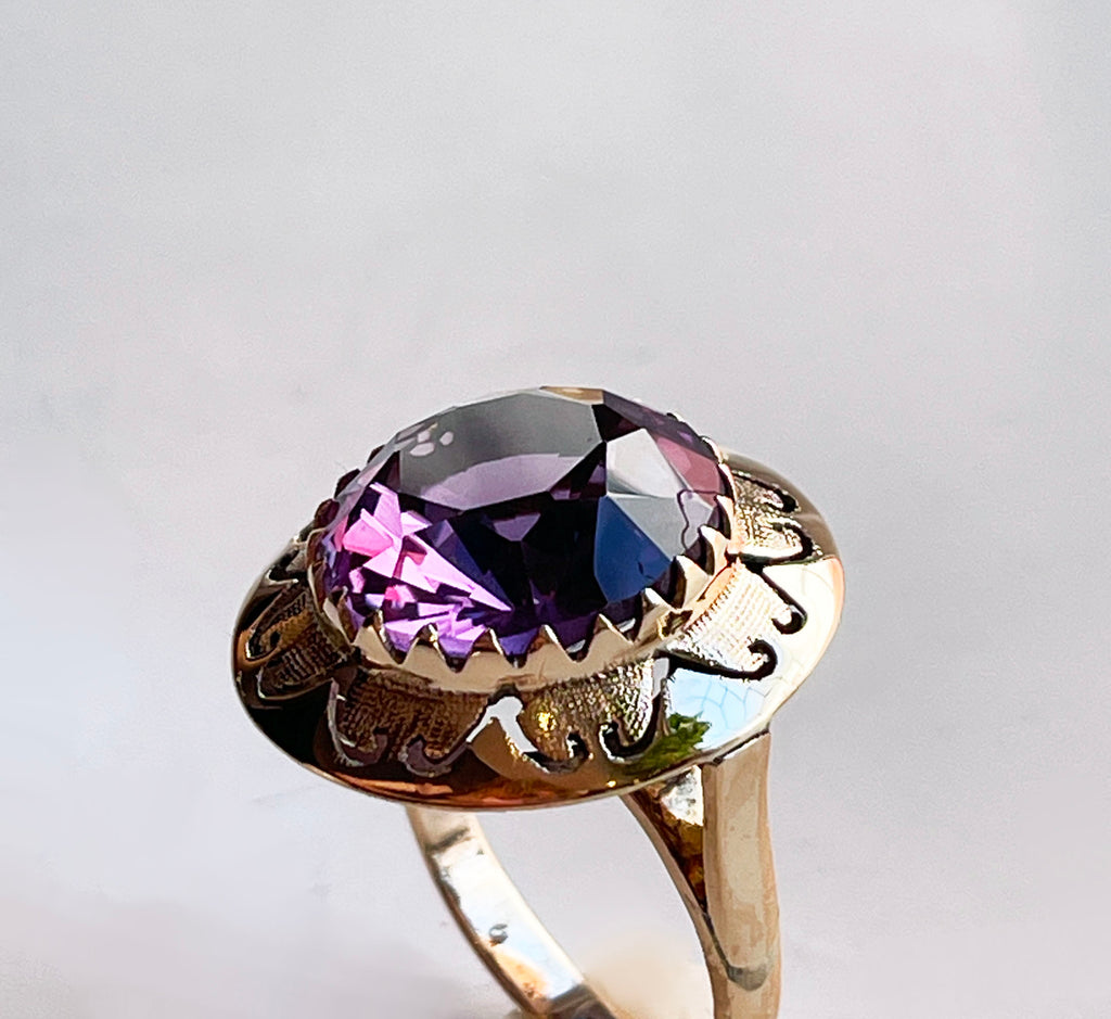 rare vintage 1970s 14k gold vintage soviet USSR Russian Alexandrite ring 