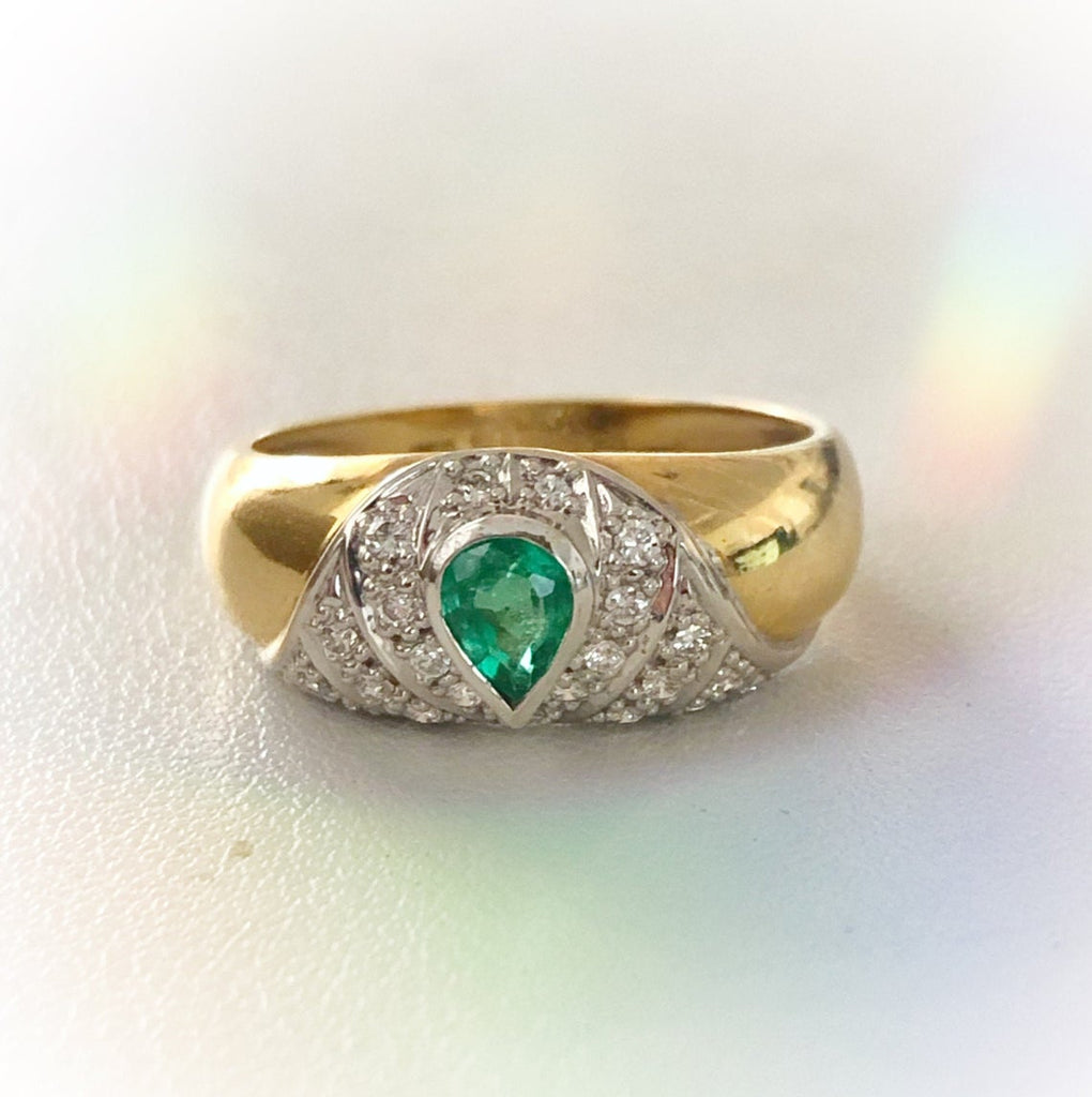 18k emerald and diamond vintage estate ring